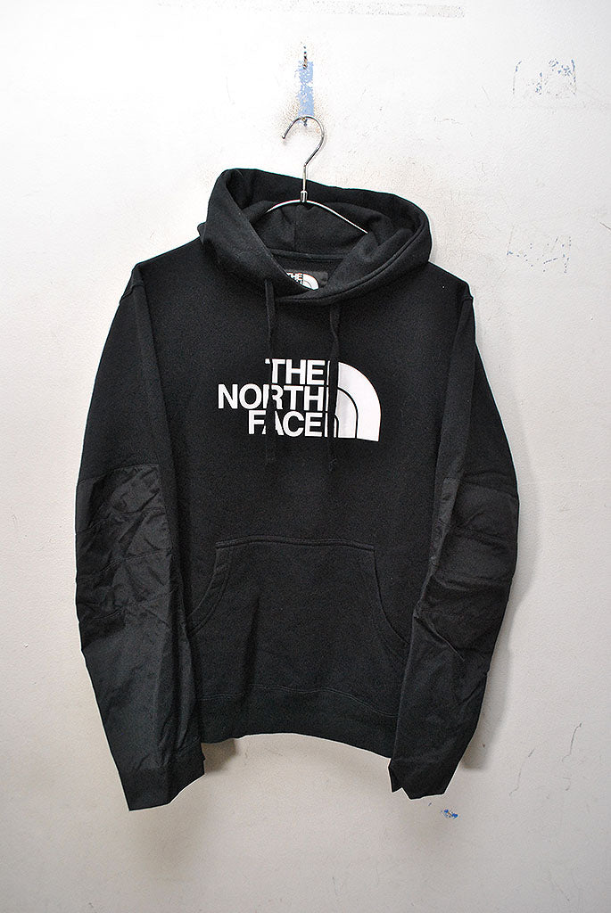 sacai × The North Face ドッキングパーカー