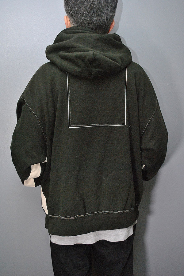 C.E SOLID HEAVY HOODY