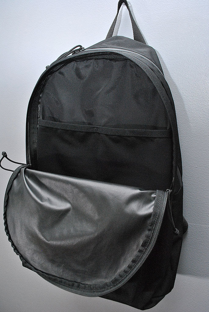 N.HOOLYWOOD COMPILE BACKPACK