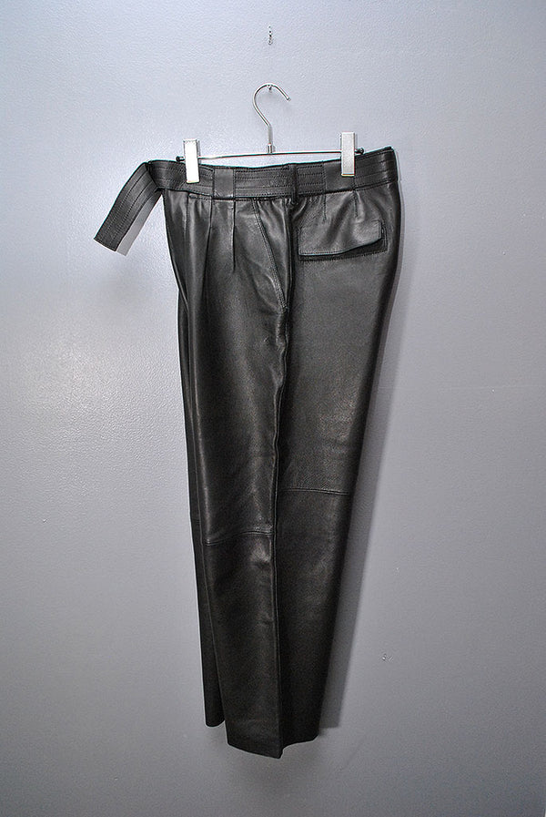 YOKE BELTED LEATHER 2TUCK TROUSERS