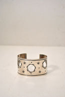 SUNSHINE REEVES CUTWORK BANGLE