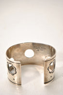 SUNSHINE REEVES CUTWORK BANGLE