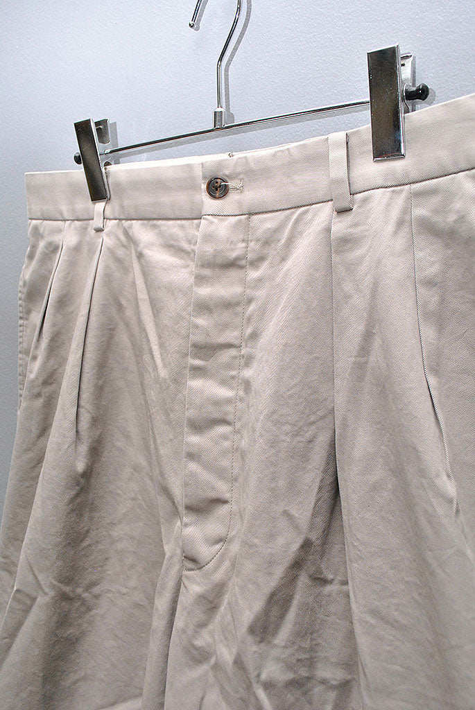 NEAT Chino Shorts