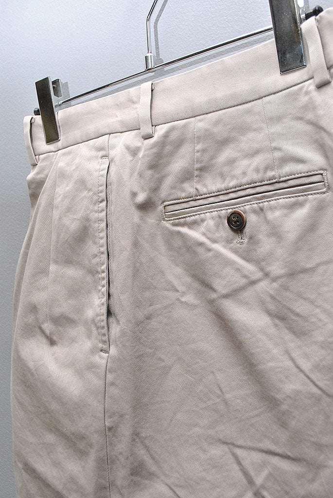 NEAT Chino Shorts