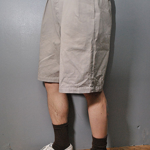 NEAT Chino Shorts