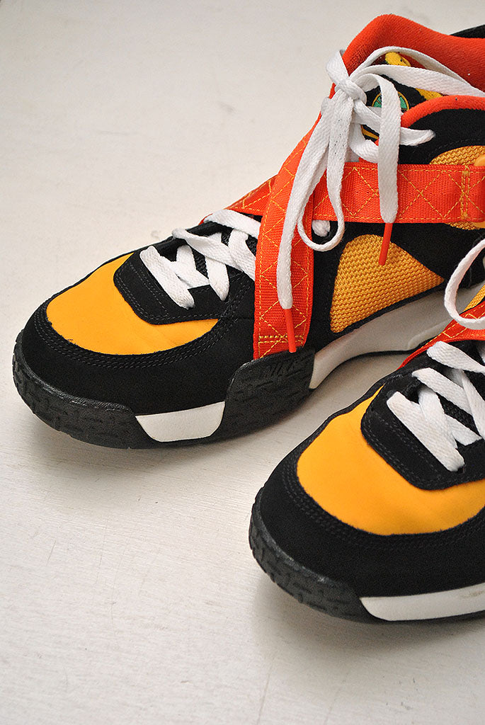 NIKE AIR RAID "Rayguns"