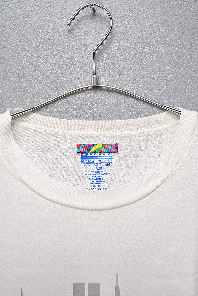 is-ness MANHATTAN TEE