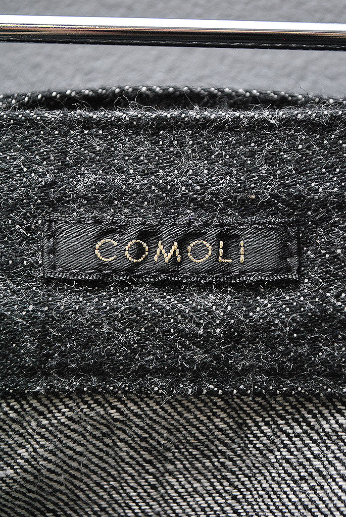 COMOLI デニムベルテッドパンツ