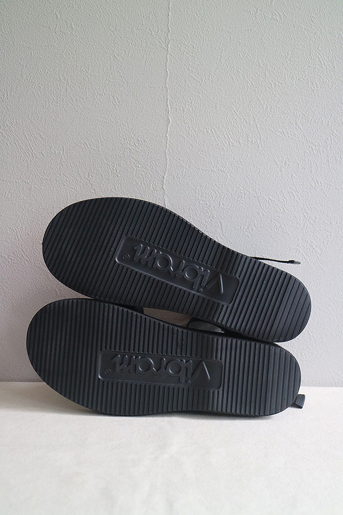 FOOTWORKS Sandals