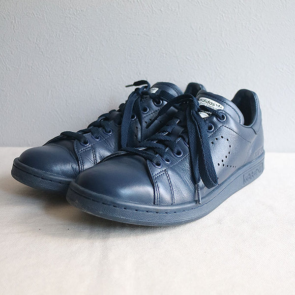 adidas × RAF SIMONS STAN SMITH