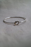 TIFFANY&CO.  Love knot bangle