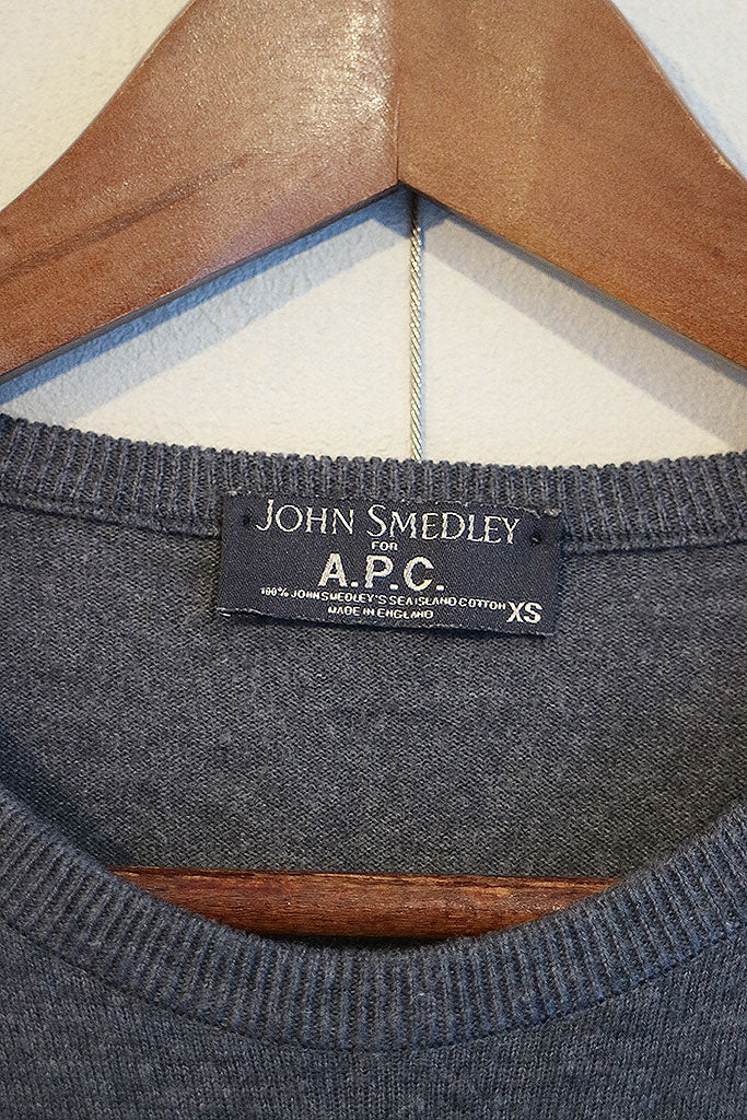 A.P.C. × JOHN SMEDLEY クルーネックコットンニット