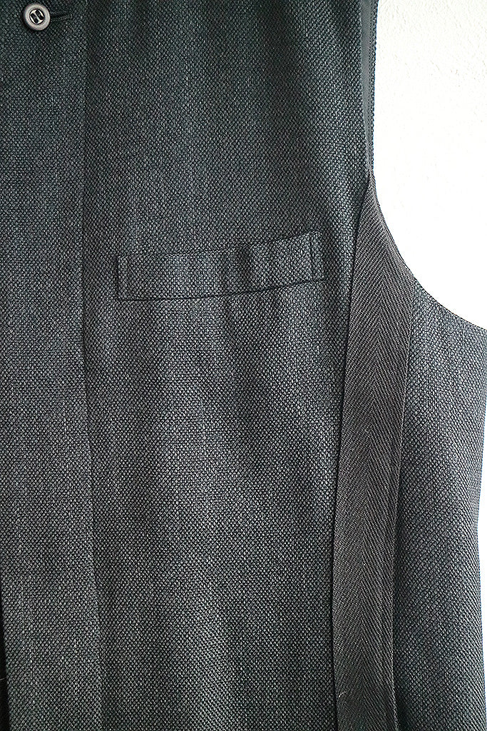 ISSEY MIYAKE MEN SILK VEST