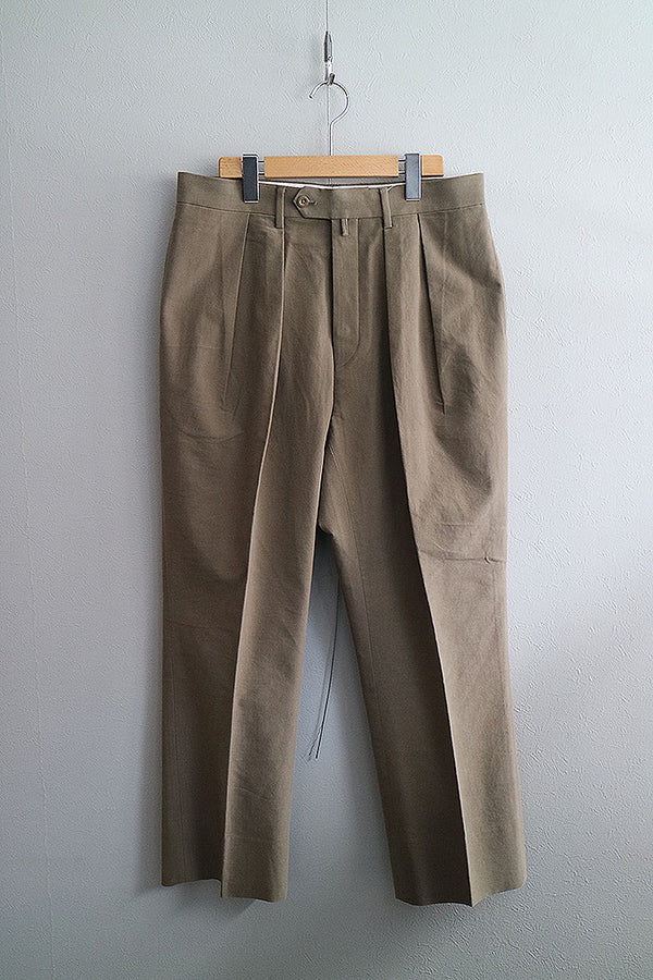 パンツ NEAT 2tuck slacks 一本は持っておきたいイマ注目の『NEAT / ニート』パンツを