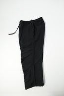 COMOLI フェードブラック ニータックパンツ