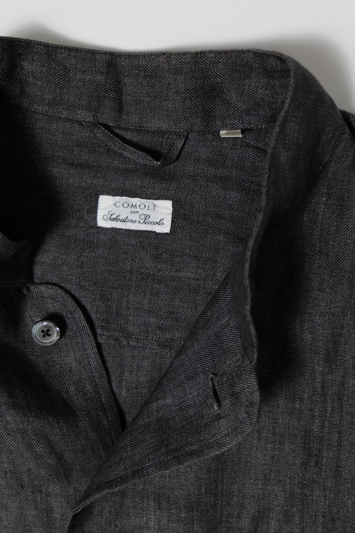 COMOLI × Salvatore Piccolo リネンヘリンボーン スタンドカラージャケット