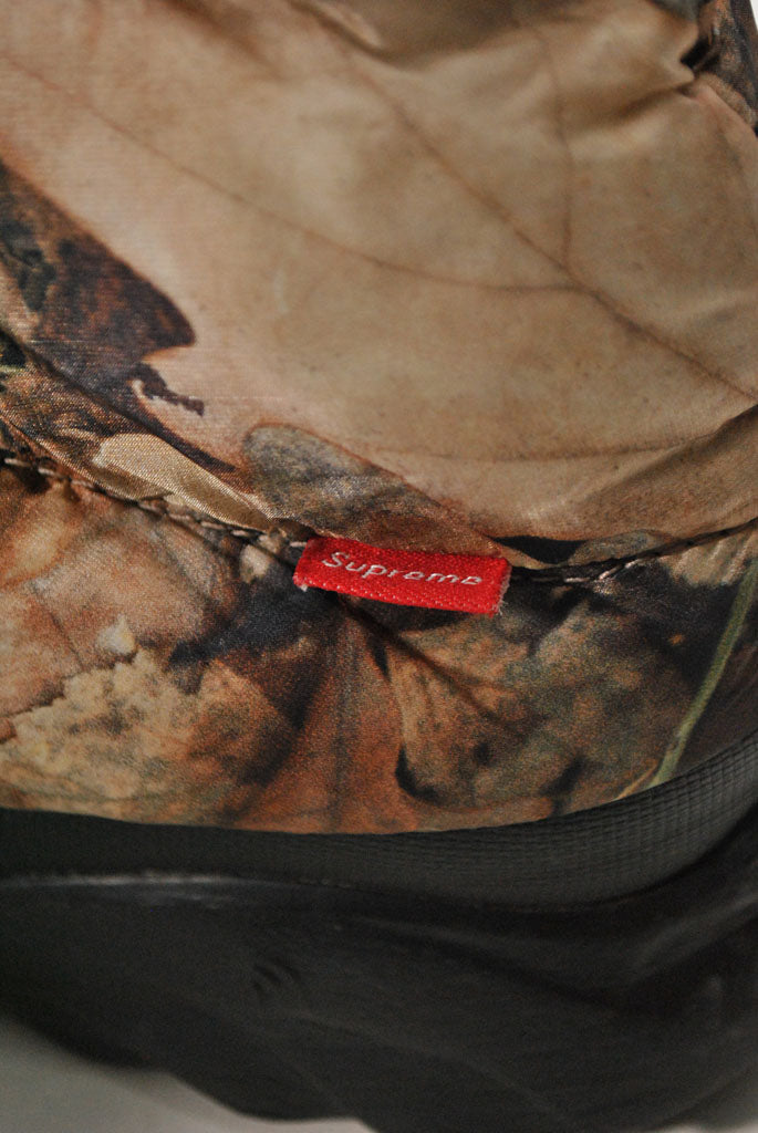 SUPREME × THE NORTH FACE Leaves Nuptse Bootie