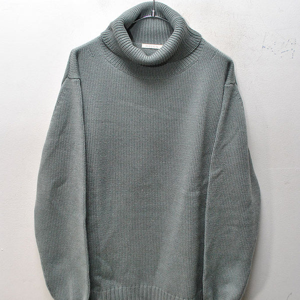 HEUGN MARTIN TURTLE NECK KNIT