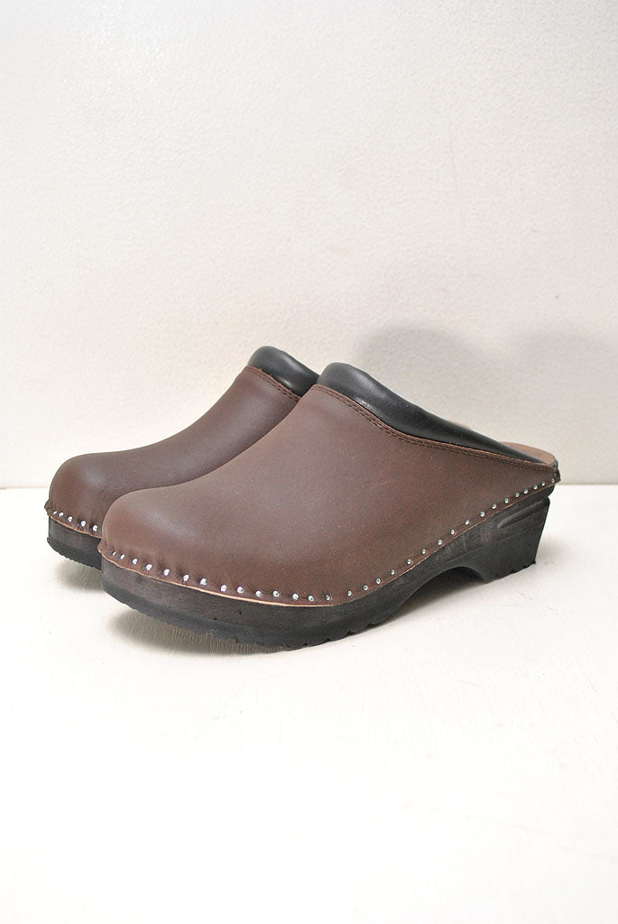 TROENTORP Swedish Clog Plain Toe