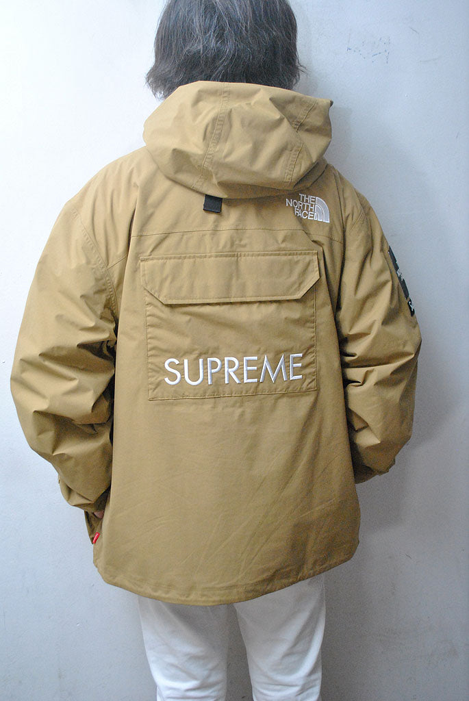 SUPREME × THE NORTH FACE Cargo Jacket