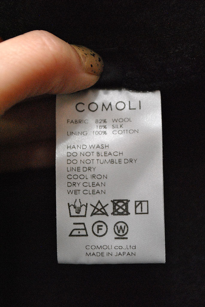 COMOLI ウールシルクドローストリングパンツ